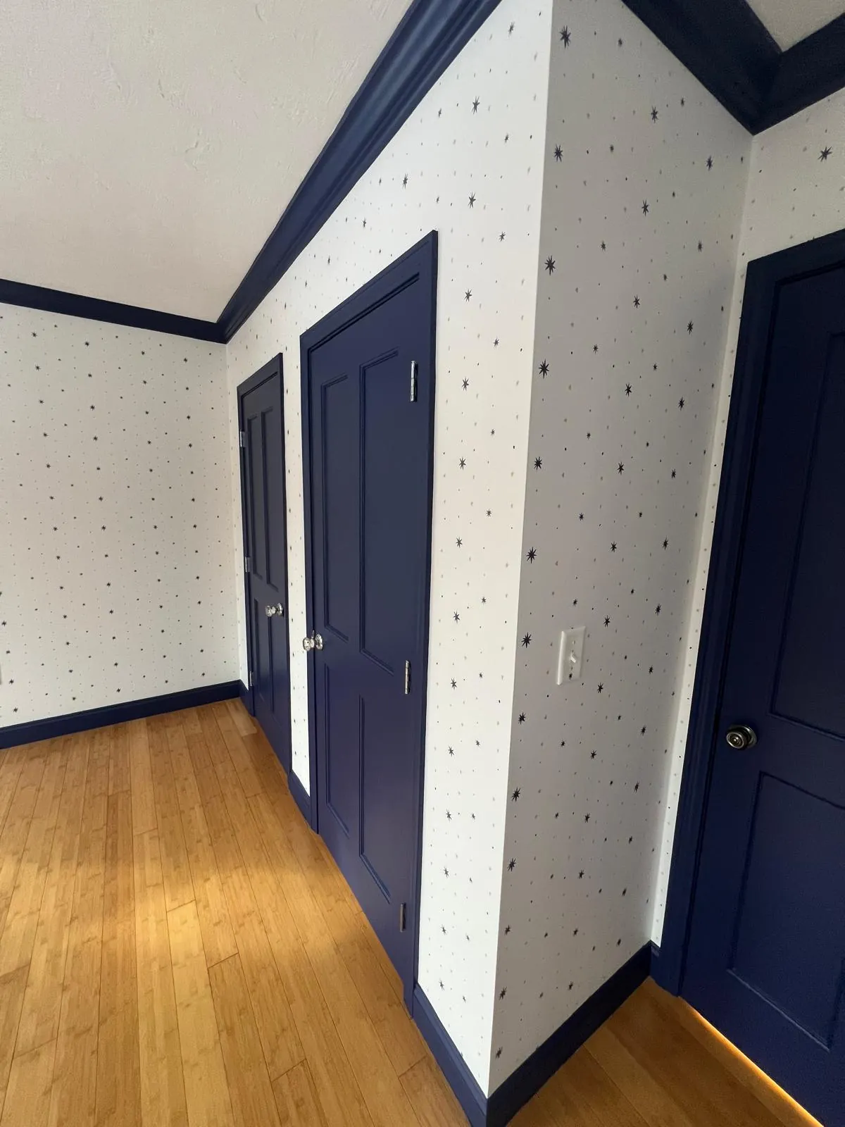 Wallpaper Installation example 2